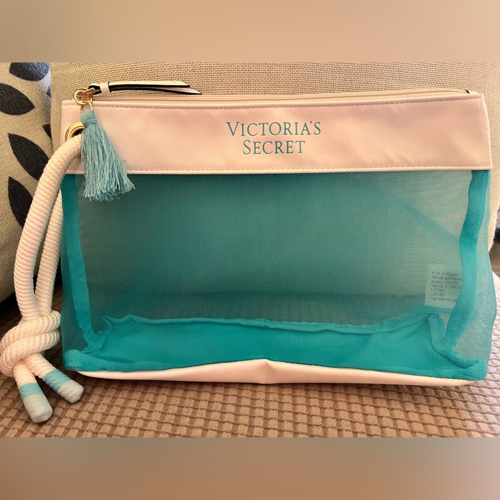 NWOT- Victoria's Secret Blue and White Wristlet Bag